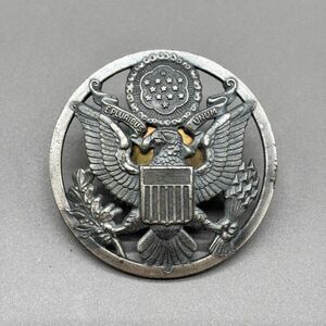 Vintage U.S. Military Hat Badge Great Seal Screwback Eagle Insignia Emblem